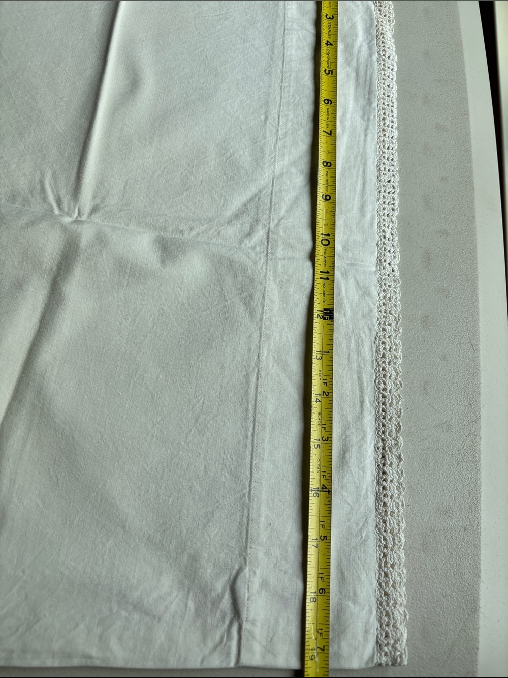 Vintage cotton pillow cases - Picture 3 of 4